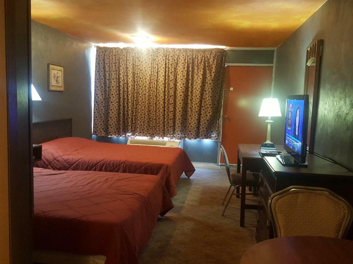 Mound Haven Motel Brookville Экстерьер фото